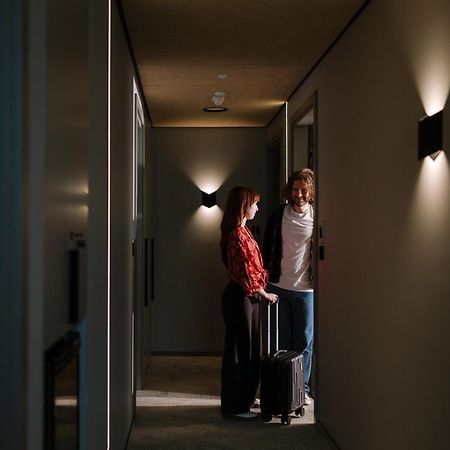 Luna Residence Villa ティミショアラ エクステリア 写真