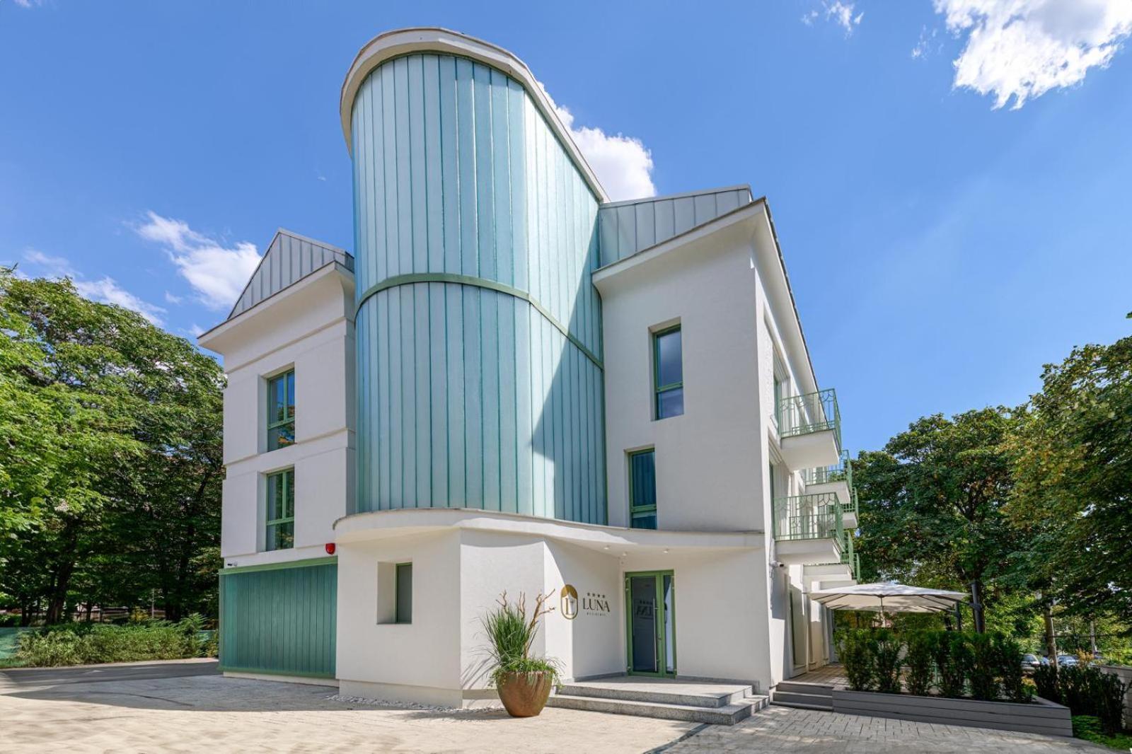 Luna Residence Villa ティミショアラ エクステリア 写真