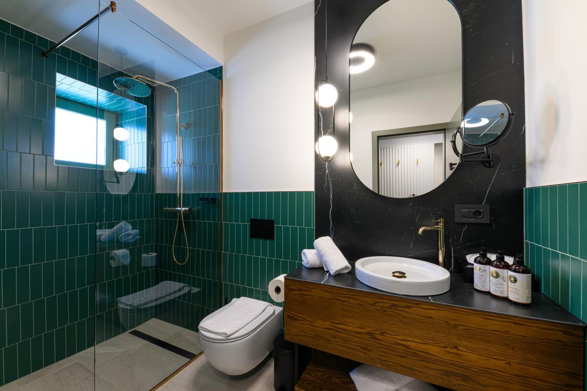 Luna Residence Villa ティミショアラ エクステリア 写真
