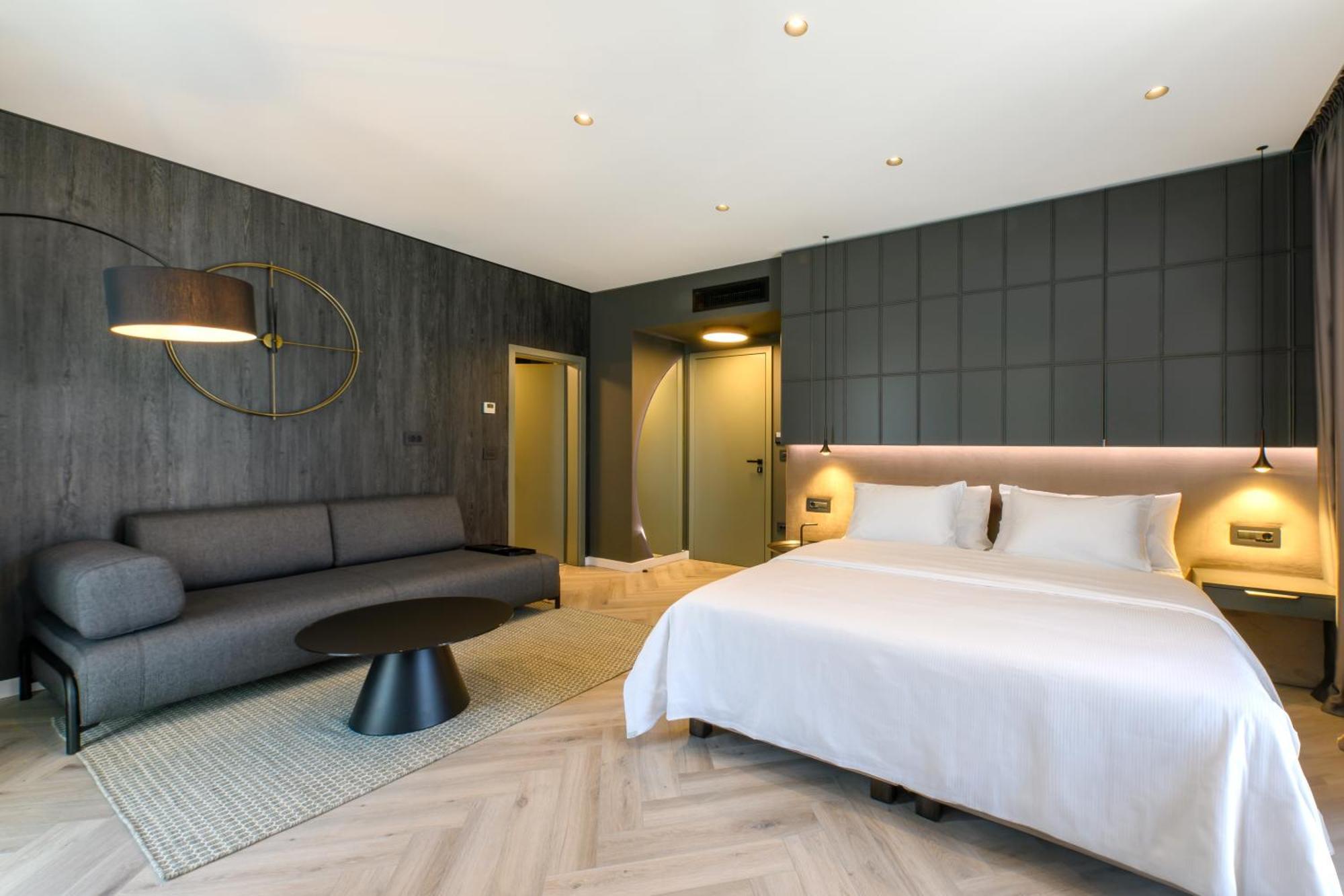 Luna Residence Villa ティミショアラ エクステリア 写真
